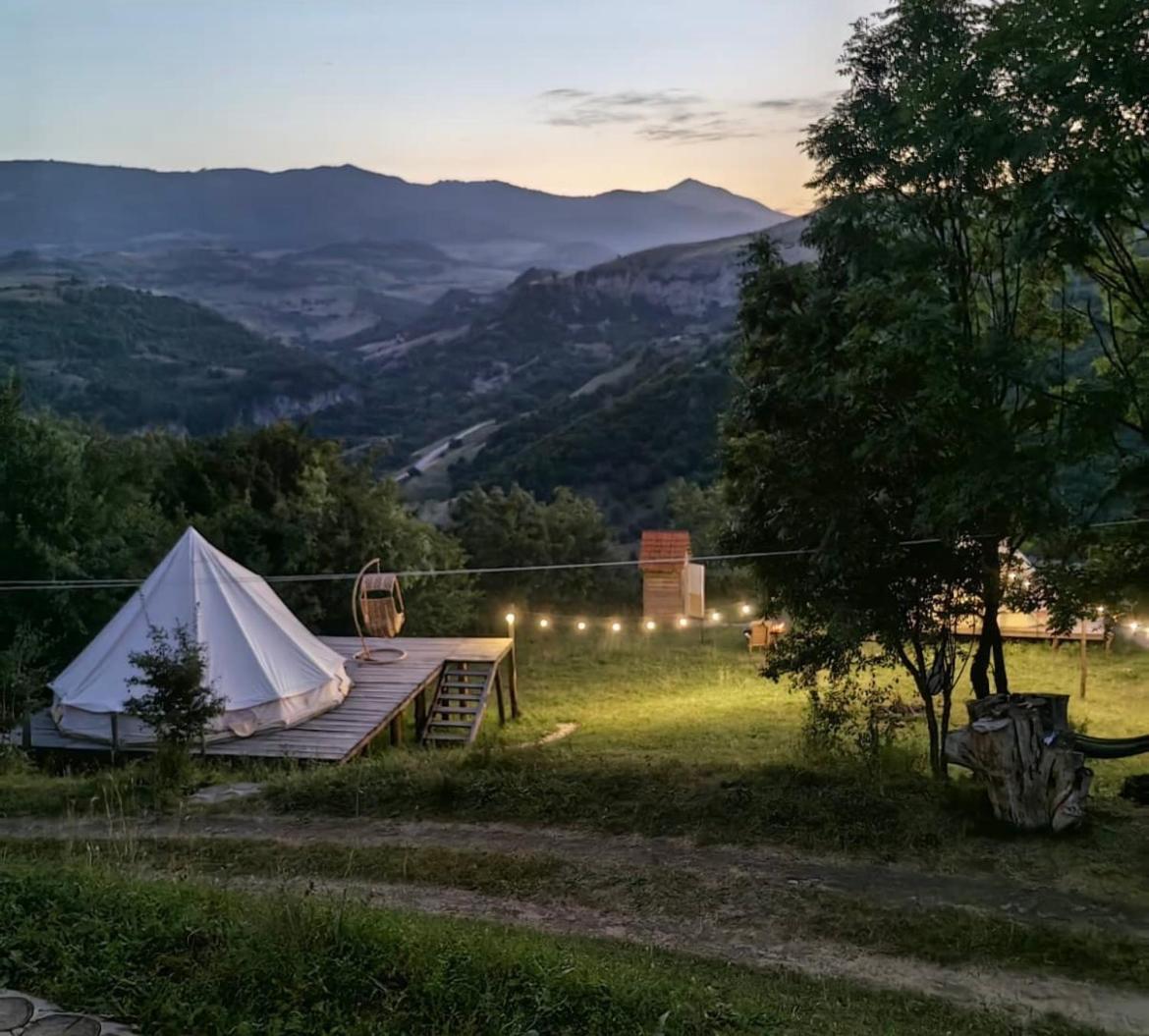 Tumanyan Alereks Mountain Camping מראה חיצוני תמונה